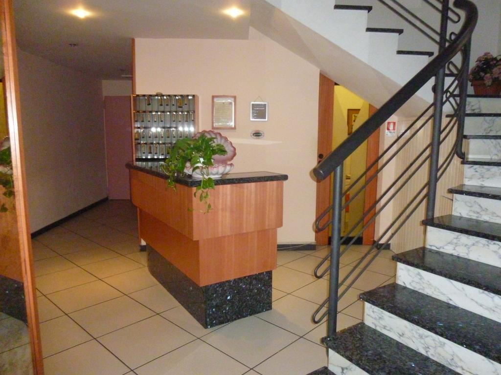 Hotel Basilea Bellaria-Igea Marina Buitenkant foto