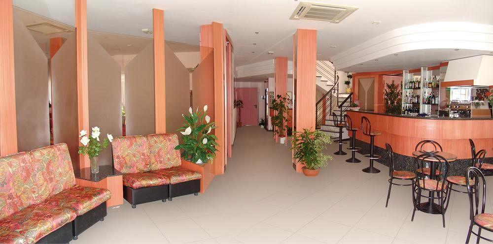 Hotel Basilea Bellaria-Igea Marina Buitenkant foto